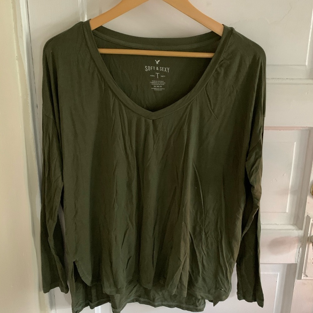Green long sleeve shirt